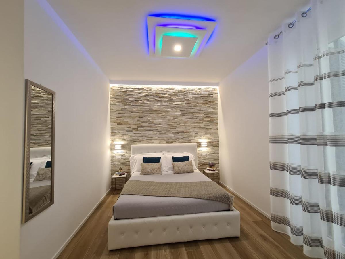 Soni Apartment Специя Екстериор снимка