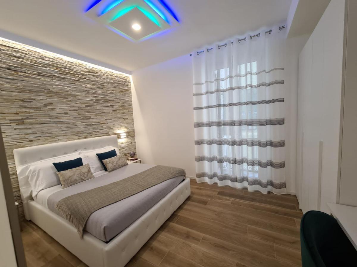 Soni Apartment Специя Екстериор снимка