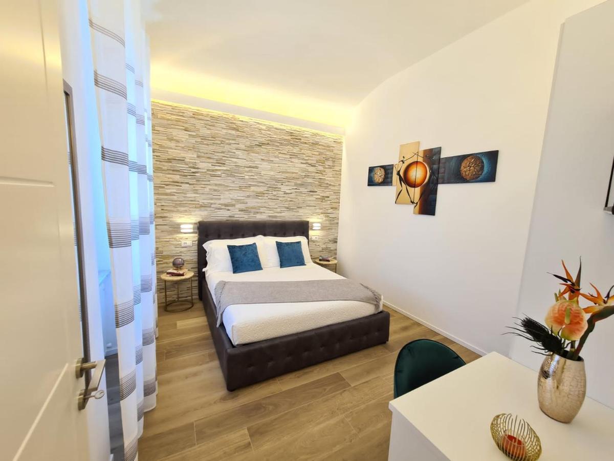 Soni Apartment Специя Екстериор снимка